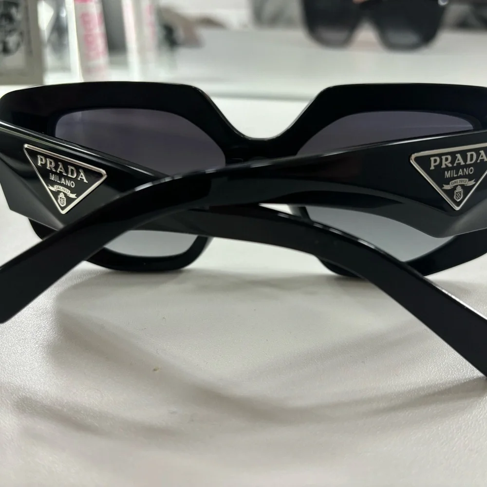 Prada Black Women's Sunglasses NEVER WORN